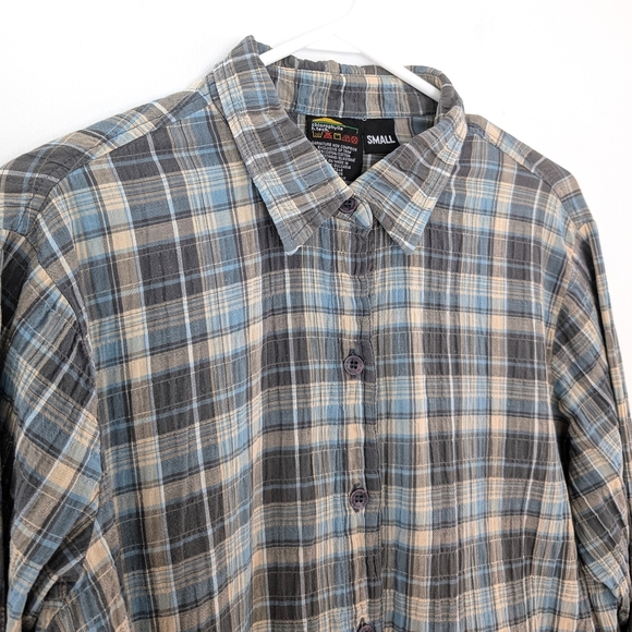 Chlorophylle Women's Short Plaid Shirt Size Small - Picture 3 of 9